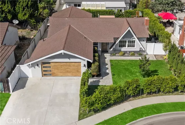 Huntington Beach, CA 92649,4951 Maui Circle