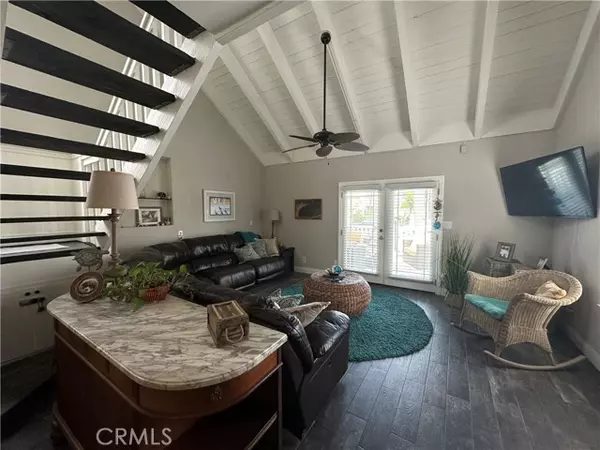 620 18th Street #Front House, Huntington Beach, CA 92648