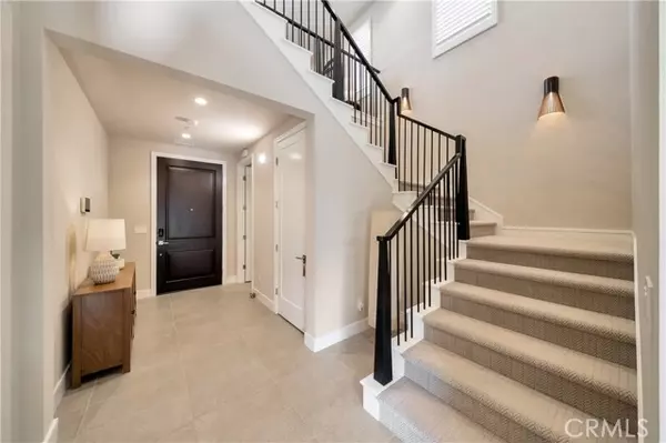 Irvine, CA 92618,111 Linda Vista
