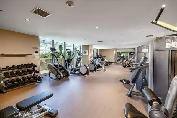 Irvine, CA 92612,3072 Scholarship