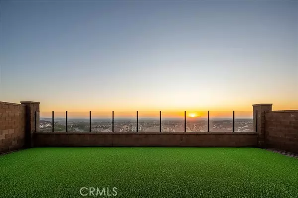 104 Eversedge, Irvine, CA 92618