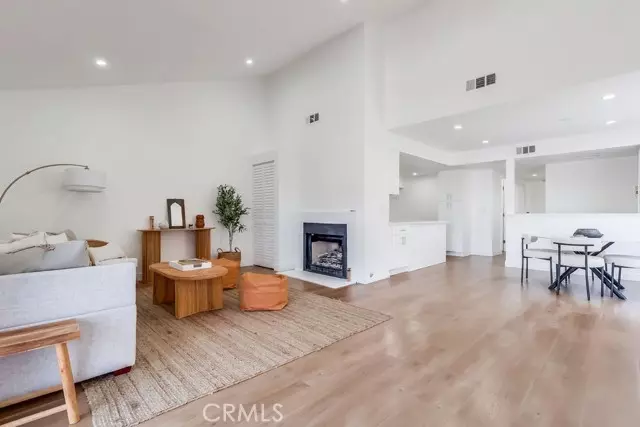 Torrance, CA 90502,946 W 220th #216