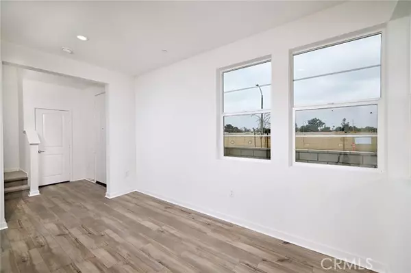 Eastvale, CA 92880,5986 Altyn Avenue