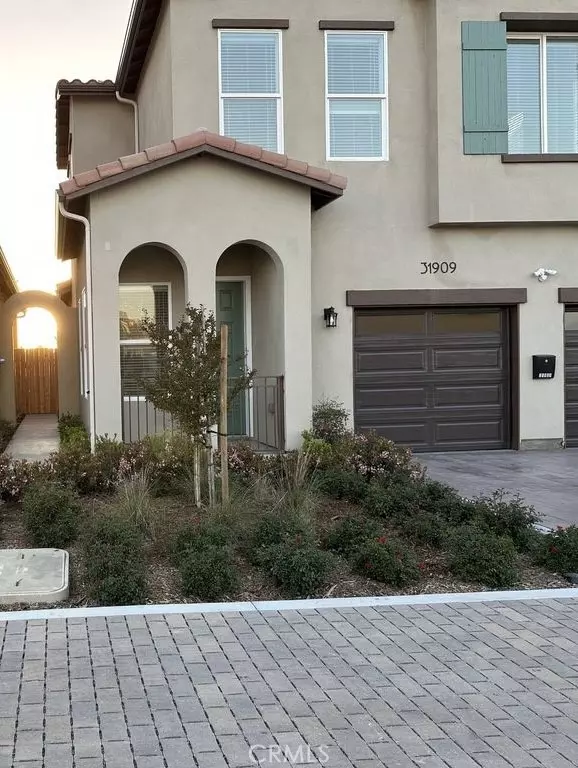 31909 Saint Joseph Ln, Stanton, CA 90680