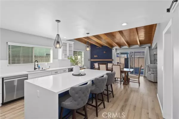 Fullerton, CA 92833,1519 Lovering