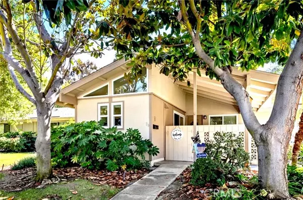 749 Avenida Majorca #B, Laguna Woods, CA 92637