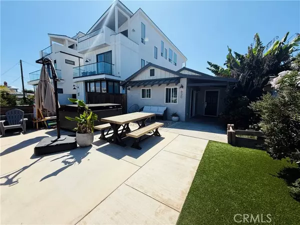 630 Indianapolis Avenue, Huntington Beach, CA 92648