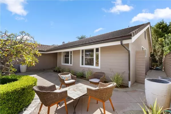 Huntington Beach, CA 92646,9882 Cornerbrook Drive
