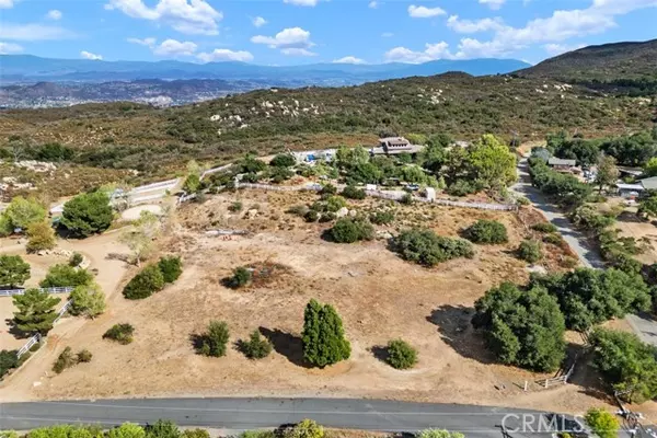 Lake Elsinore, CA 92530,2 S. Main Divide