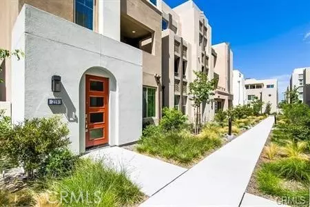 Irvine, CA 92618,219 Carmine