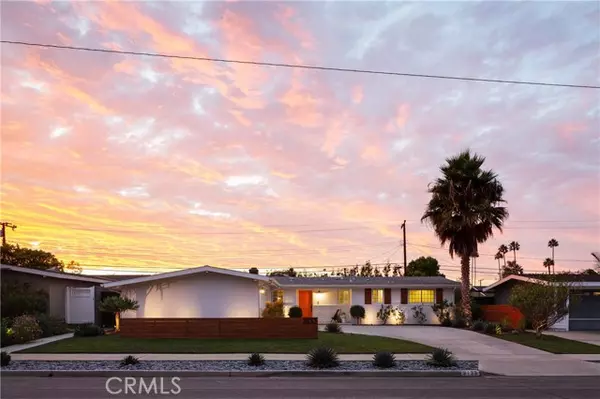 3133 Bermuda Dr, Costa Mesa, CA 92626