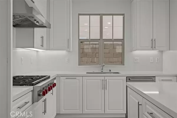 Irvine, CA 92602,155 Somera