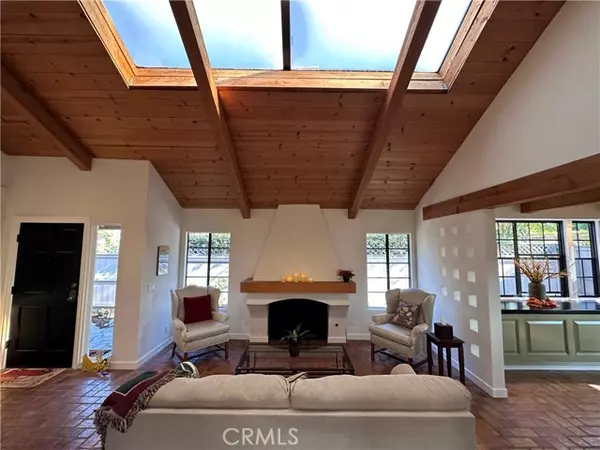 Irvine, CA 92604,19 Willowgrove