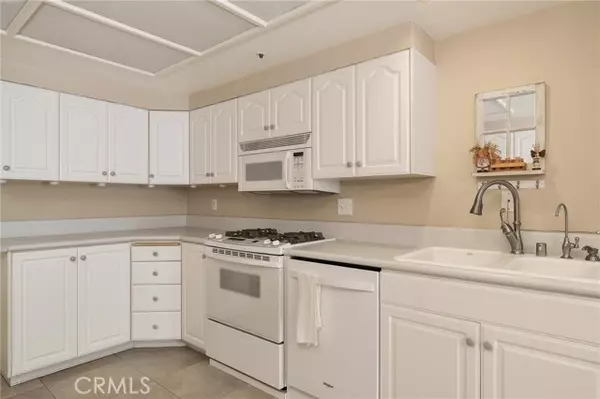 Westminster, CA 92683,8866 Grandville