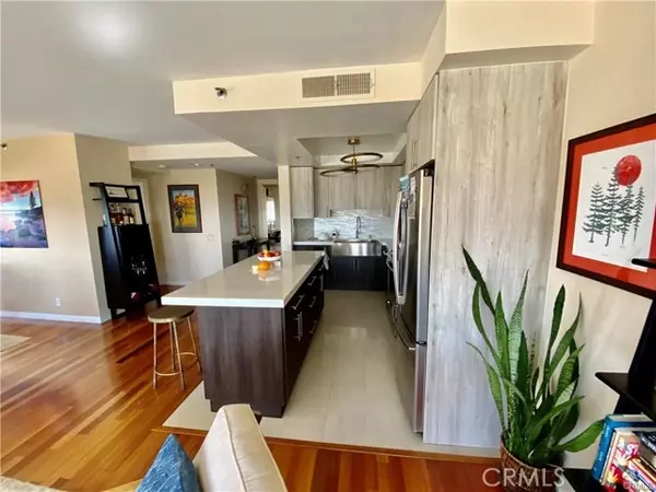 Long Beach, CA 90802,525 E Seaside Way #1203
