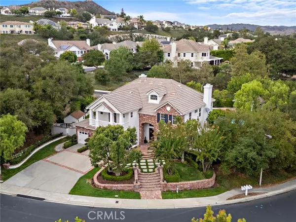 7 Knotty Oak Circle, Laguna Hills, CA 92679