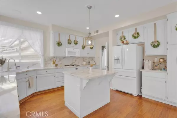 42257 Sand Palm Way, Lancaster, CA 93536