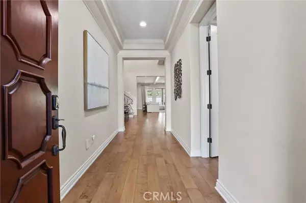 Irvine, CA 92602,10 Shadybend