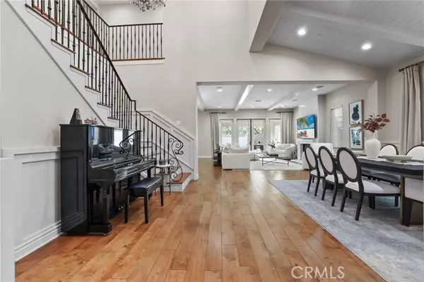 Irvine, CA 92602,10 Shadybend