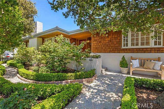 169 McKnight Drive, Laguna Beach, CA 92651