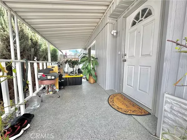 Riverside, CA 92503,3883 Buchanan Street #133