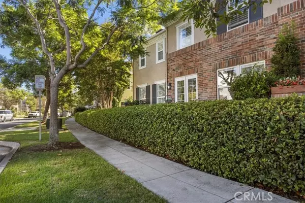 Ladera Ranch, CA 92694,28 Albany #77