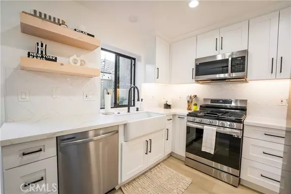 Newport Beach, CA 92663,5 Sand Dollar Court #16