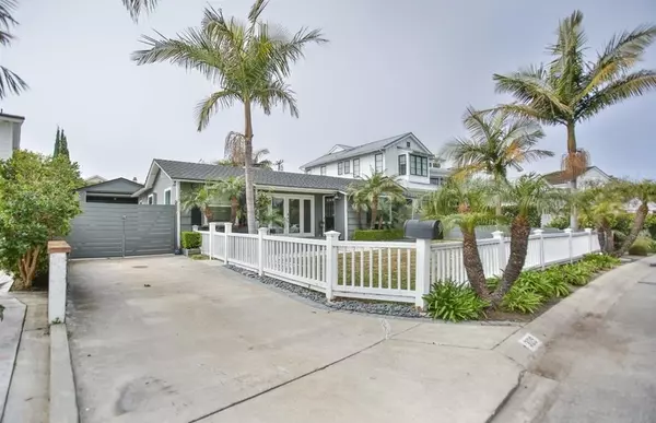 Newport Beach, CA 92663,309 Kings