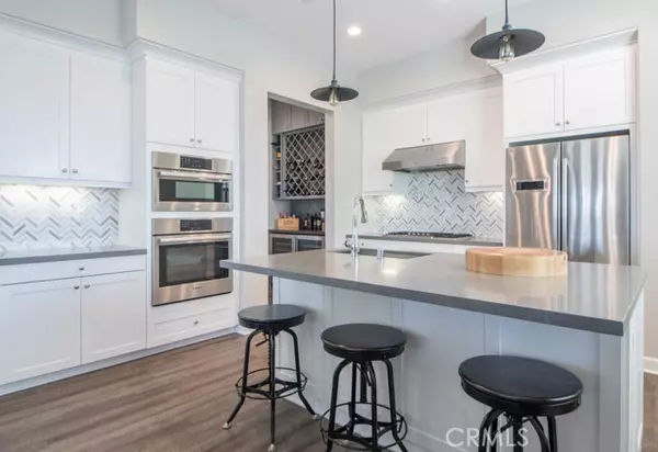 157 Follyhatch, Irvine, CA 92618