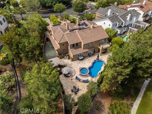 Ladera Ranch, CA 92694,6 Pistoria