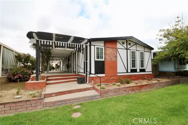 La Mirada, CA 90638,14020 Lake Crest Drive #84