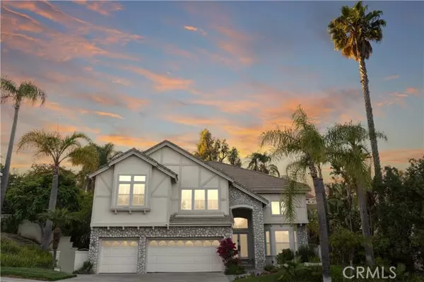 27153 Woodbluff Rd, Laguna Hills, CA 92653