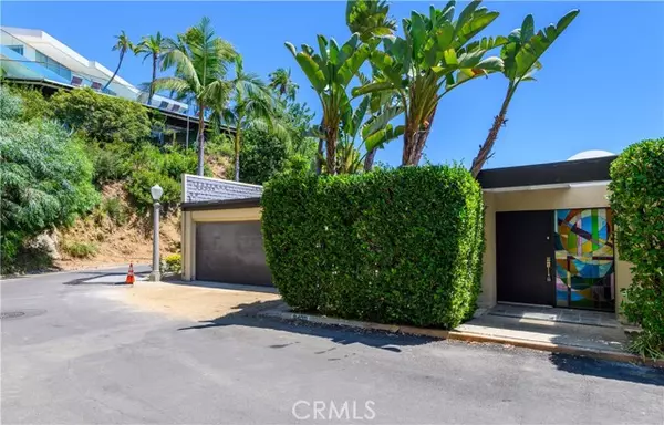 Los Angeles, CA 90069,9400 Sierra Mar Drive