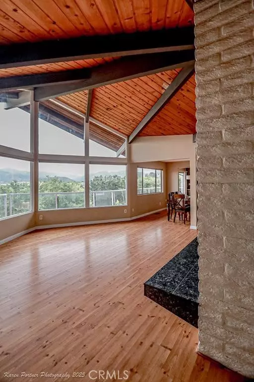 Escondido, CA 92027,2373 Carroll Lane