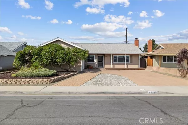 Huntington Beach, CA 92647,17391 Meer Circle