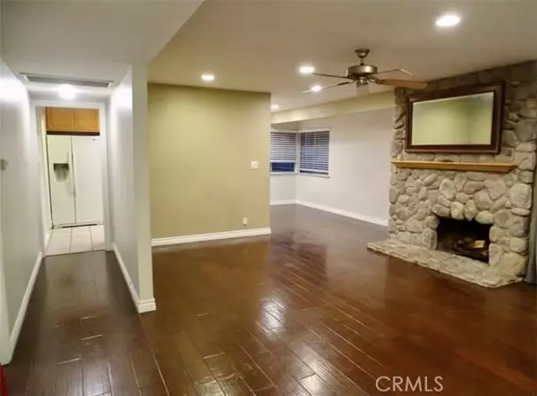 Saugus (santa Clarita), CA 91350,22654 La Rochelle