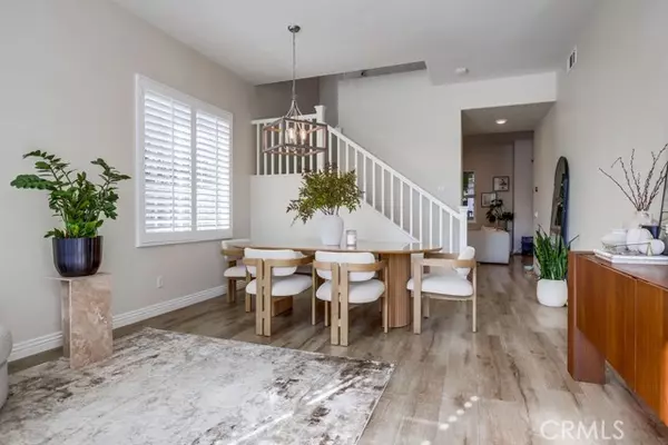 Aliso Viejo, CA 92656,4 Palatine