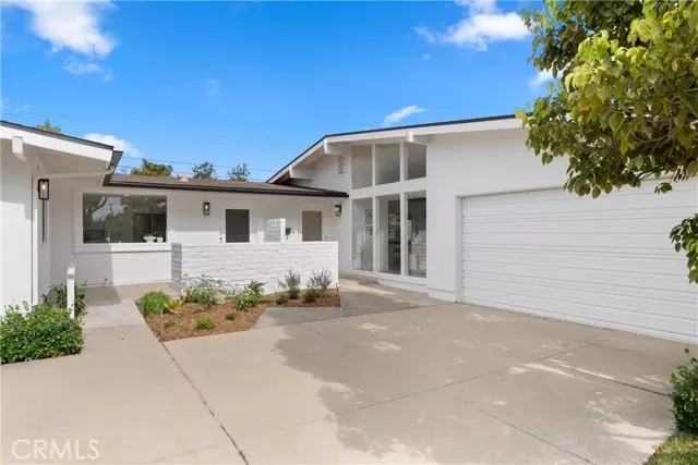 Los Alamitos, CA 90720,11291 Wembley Road