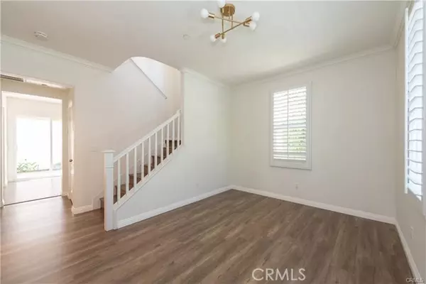 Irvine, CA 92603,23 Bower Tree