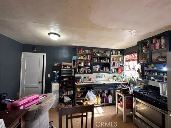 Compton, CA 90222,2021 E Lucien Street