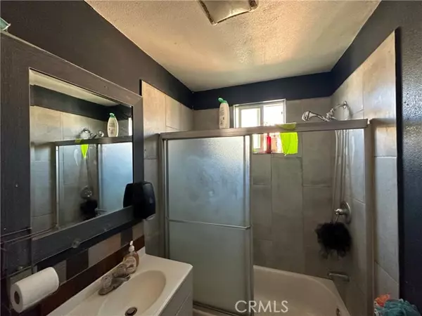 Compton, CA 90222,2021 E Lucien Street