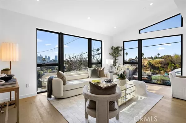 Los Angeles, CA 90026,955 Everett Street