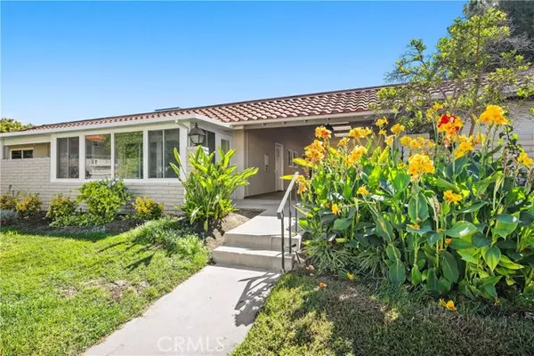 Laguna Woods, CA 92637,2171 Via Mariposa E #N