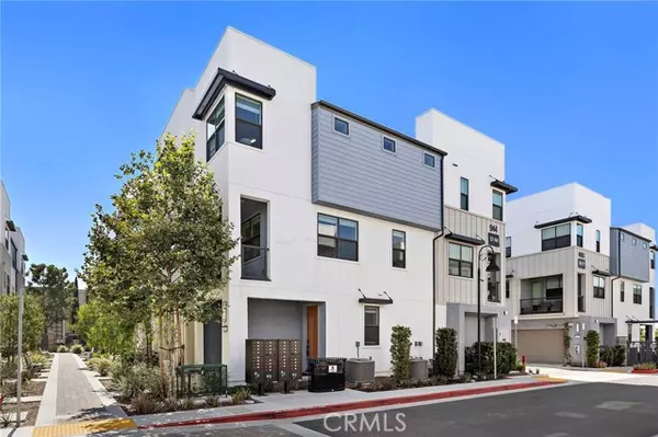 Ontario, CA 91764,944 N N Divino Privado