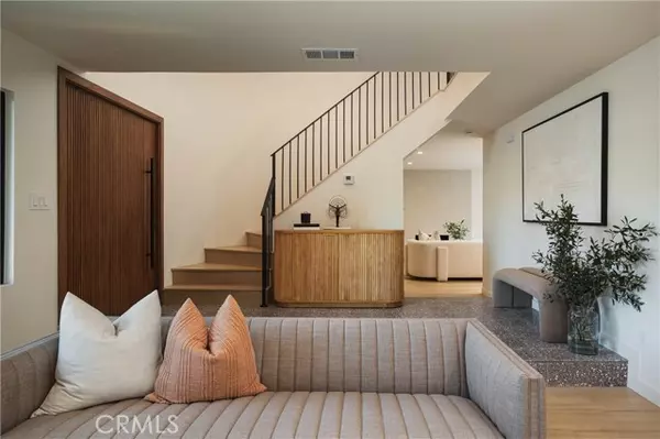 Huntington Beach, CA 92648,19321 Manor Point Circle