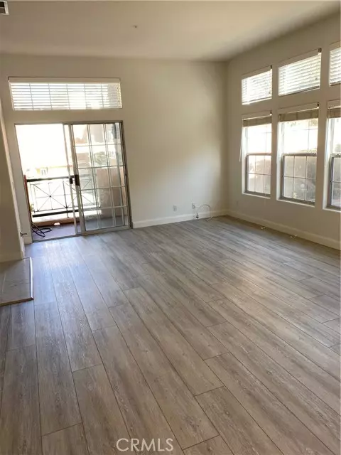 Irvine, CA 92606,20 Arese Aisle