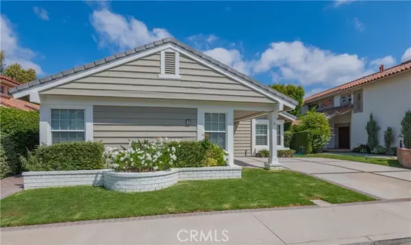 6 Quebrada, Irvine, CA 92620