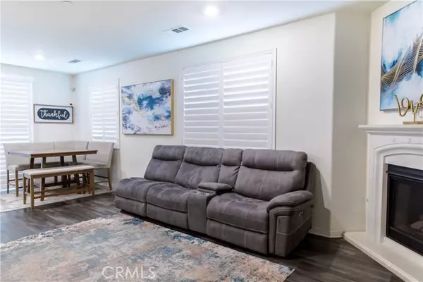 Fontana, CA 92336,5217 Clementine