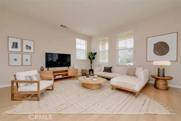 Corona, CA 92883,11060 Sweetgum