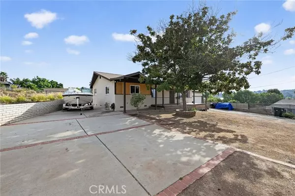 Escondido, CA 92027,612 Momar Lane